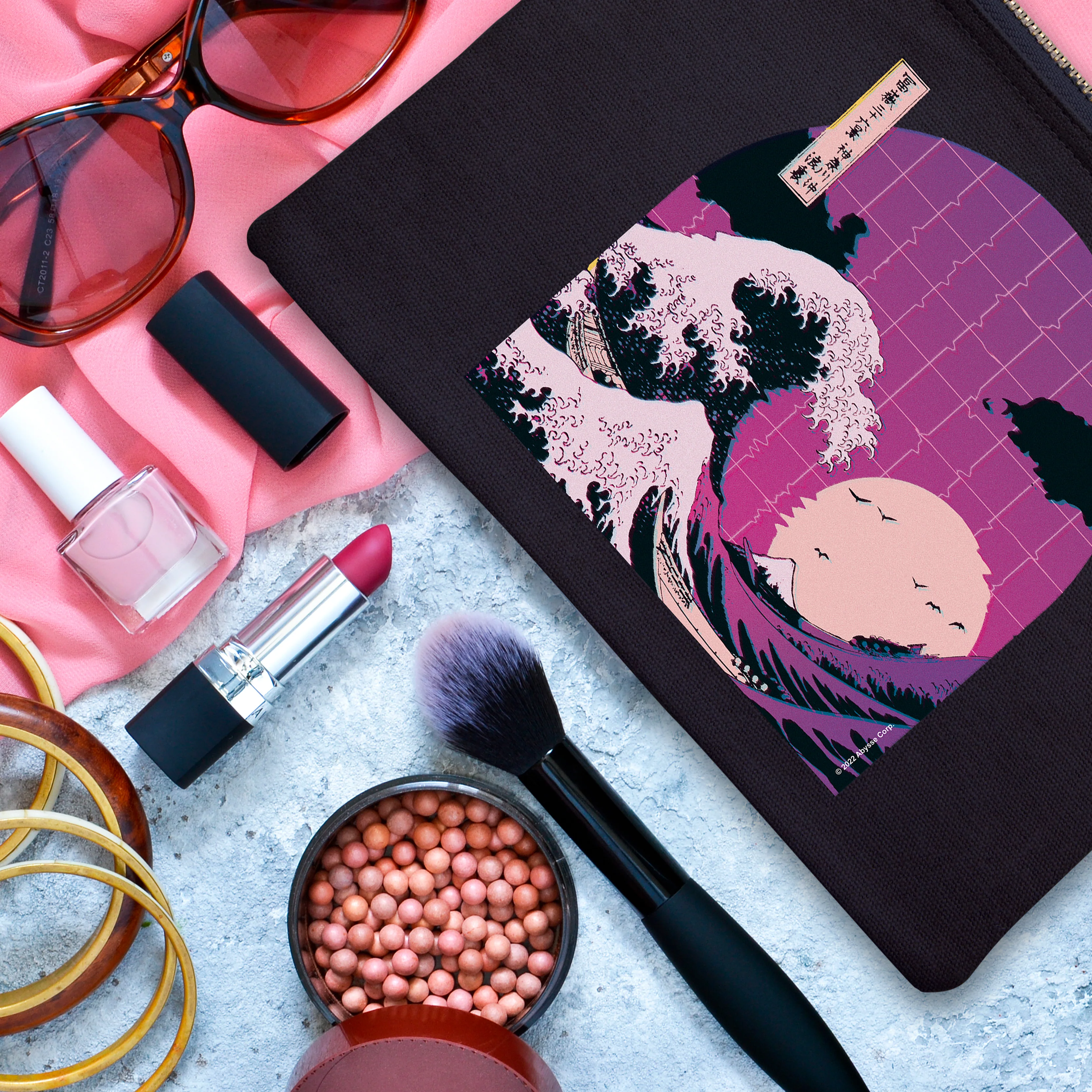 ABYstyle  Hokusai The Great Wave Vapour Cosmetic Bag 22"x16"x1" - Image 4